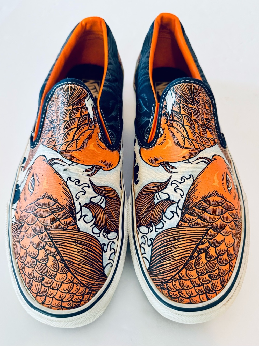Vans Koi Fish Rare Retired Streetwear Slip-Ons- Unisex size Men’s 11.5 NWOT - Picture 2 of 16